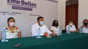 Emir Bellos Tun, alcalde electo de Lázaro Cárdenas, presentó su equipo de transición, para el proceso entrega-recepción