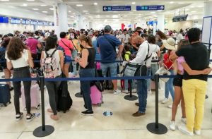 Aeropuerto Internacional de Cancún cierra fin  de semana con más de mil vuelos