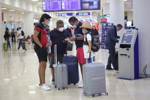 Cancelan 33 llegadas y salidas en el Aeropuerto de Cancún