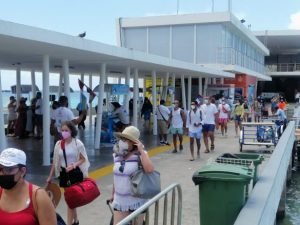 Hasta 11 mil pasajeros por día se han movido en el Muelle Fiscal “San Miguel” por vacaciones de verano