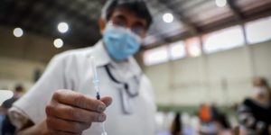 Niños ganan amparo para recibir vacuna anticovid y regresar a clases presenciales