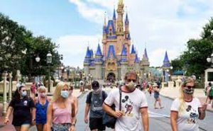 Ofrece Disney vacantes de lavaplatos; checa sueldos