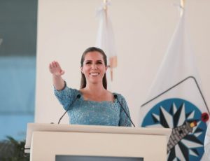 Atenea Gomez Ricalde, toma protesta como presidente municipal de Isla Mujeres para el periodo 2021-2024