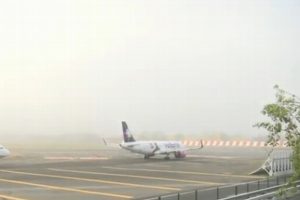 Banco de niebla afecta operaciones en aeropuerto de la CDMX
