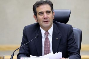 Lorenzo Córdova acepta comparecer ante la Cámara de Diputados