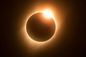 Un eclipse total de sol se presentará en diciembre