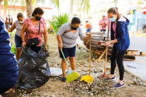 Rescatar Isla Mujeres de tanto abandono es tarea de todos: Atenea Gómez