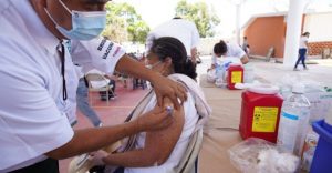 Quintana Roo acumula 2 millones 072 mil 238 dosis aplicadas contra COVID-19