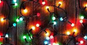 Consejos para evitar accidentes con las luces navideñas