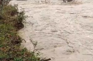 Aumentan niveles del río Misantla en Veracruz