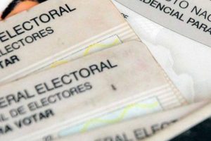 INE extiende vigencia de credenciales para votar para elecciones de este 2022