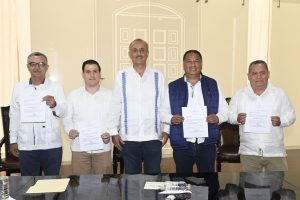 El gobernador de Tabasco, Carlos Merino, nombra a nuevos subsecretarios y coordinador del IPCET
