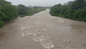 Aumenta el nivel de ríos en zona Sierra de Tabasco