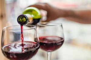 No hay cantidad de alcohol que sea ‘saludable’ para el corazón, revela estudio