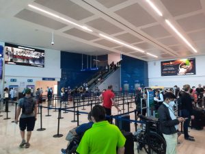 Aeropuerto Internacional de Cancún, continúan cancelaciones por covid-19