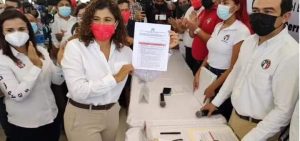 Se registra Leslie Hendricks Rubio como precandidata del PRI a la gubernatura de Quintana Roo