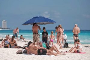 El sector turismo de Quintana Roo en el 2022 obtendrá mejores números que antes de la pandemia: Dario Flota