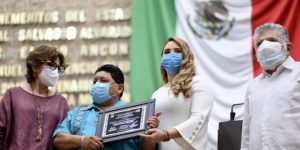 Reconocen en el Congreso de Yucatán,  los más de 35 años de experiencia del profesor Manuel Jesús Rosado Canché