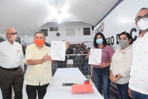 Se registra Jose Luis Pech Várguez por Movimiento Ciudadano para la gubernatura ante el IEQROO