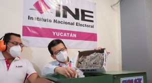 Destruye INE Yucatán más de 147 mil credenciales para votar