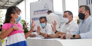 El alcalde de Mérida, Renán Barrera reactiva el programa “Ayuntamiento en tu colonia”