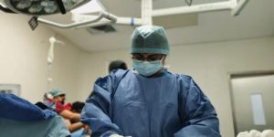 Extraen tumor ovárico del tamaño de una sandía en el IMSS Campeche