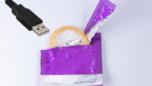 Condones USB para el celular: así funcionan