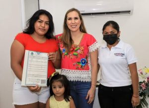 Atenea Gomez reinagura oficina del Registro Civil en Isla Mujeres