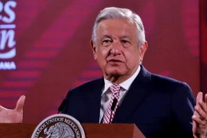 Voy a entregar la estafeta a quien va a continuar la 4T: Andres Manuel López Obrador