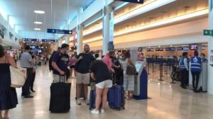 El aeropuerto internacional de Cancún registró hoy 452 operaciones aéreas: ASUR