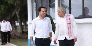 Mauricio Vila y López Obrador refrendan colaboración