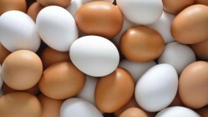 Huevo blanco o rojo ¿Cuáles son sus diferencias?