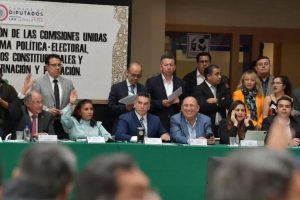 Reforma electoral de AMLO avanza en comisiones de San Lázaro