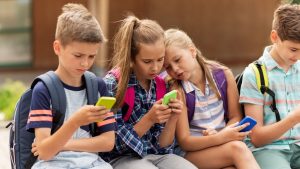 Qué deben tener en cuenta los padres cuando sus hijos tienen un celular