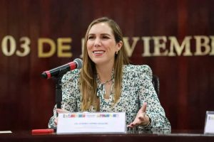 La alcaldesa, Atenea Gómez, inaugura los talleres de planeación ambiental y urbana en Isla Mujeres