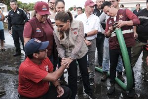 Supervisa Mara Lezama trabajos de limpieza y desazolve de pozos