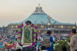 Continúan llegando más peregrinos a la Basílica de Guadalupe