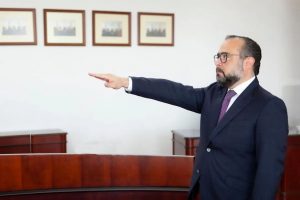 Guillermo Valls Esponda es elegido como nuevo presidente del TFJA