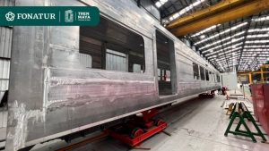 Avanza fabricación de trenes por manos mexicanas; terminada, caja principal del primer vagón del Tren Maya