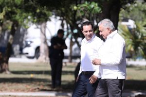Mantienen coordinación por Yucatán Mauricio Vila y López Obrador