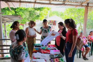 La SEDE trabaja para acortar las brechas de desigualdad en los pueblos originarios mayas