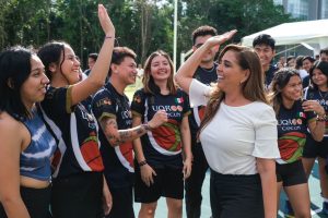 Inaugura Mara Lezama el Centro Deportivo Universitario para estudiantes de la UAQROO