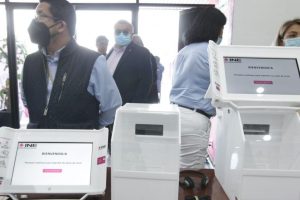 INE avala la instalación de 238 urnas electrónicas en elecciones de Coahuila y Edomex