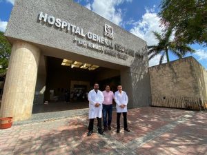 Especialistas del IMSS Yucatán retiran tumor maligno y salvan único riñón de derechohabiente