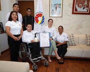 Recibe Ana Patricia Peralta «Premio Ciudad Incluyente»,  otorgado al Ayuntamiento de Benito Juárez