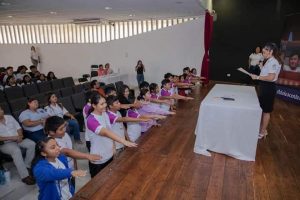 Ileana Canul toma protesta a nueva «Red Jóvenes Impulsores de la Transformación 2023»