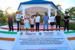 Mara Lezama preside entrega de espacios renovados en Isla Mujeres