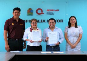 SEFIPLAN firma convenios de colaboración con la Universidad del Sur y el CBTIS 253