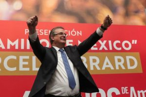 Marcelo Ebrard presenta su libro ‘El camino de México’ y confirma aspiración presidencial