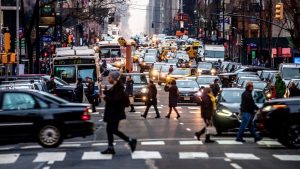 Ruido del tráfico vehicular provoca hipertensión, revela estudio